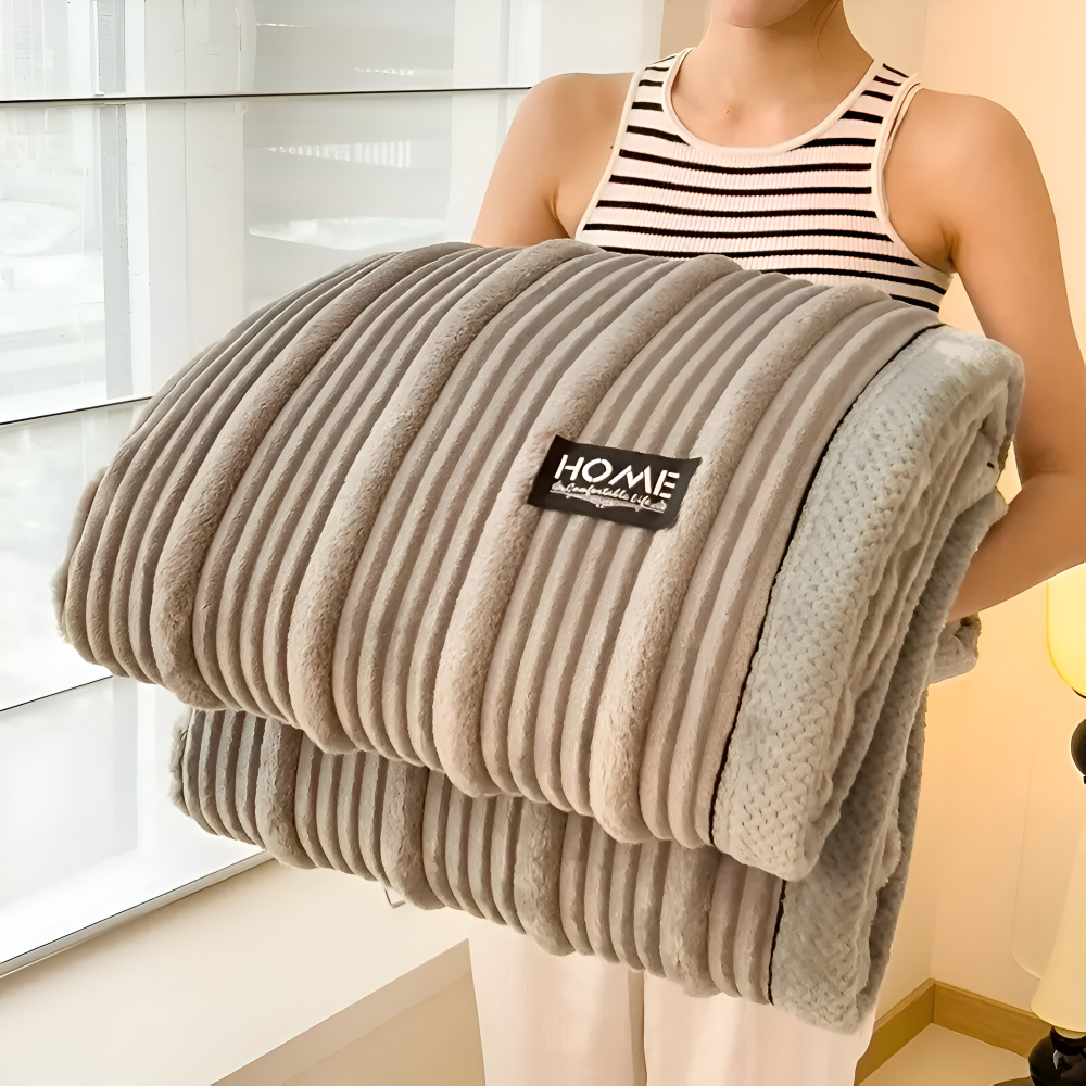 Koc w paski 150x200 do 200x230 cm – miękki koc polarowy na kanapę i łóżko, 4 kolory