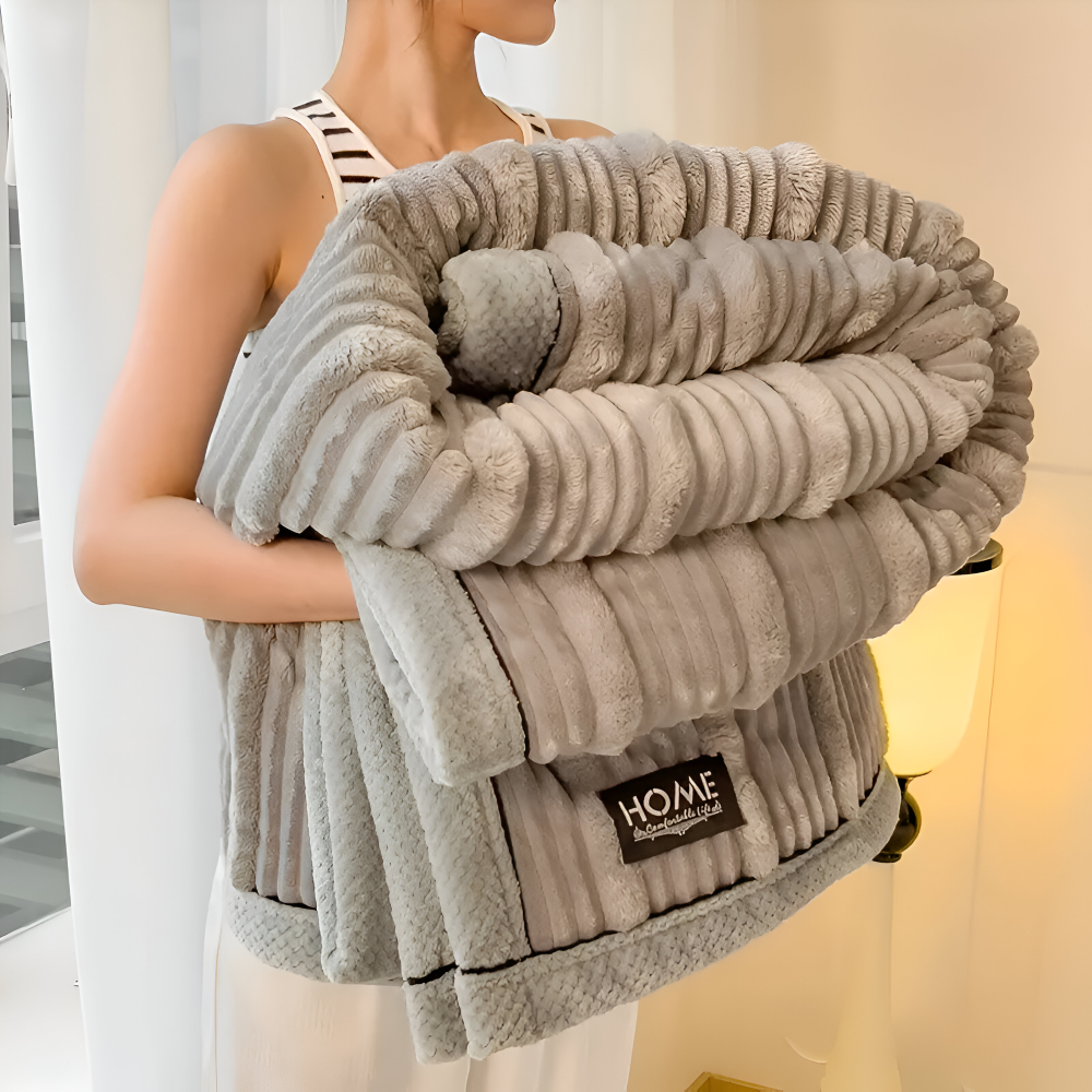 Koc w paski 150x200 do 200x230 cm – miękki koc polarowy na kanapę i łóżko, 4 kolory