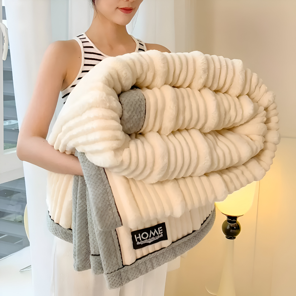 Koc w paski 150x200 do 200x230 cm – miękki koc polarowy na kanapę i łóżko, 4 kolory