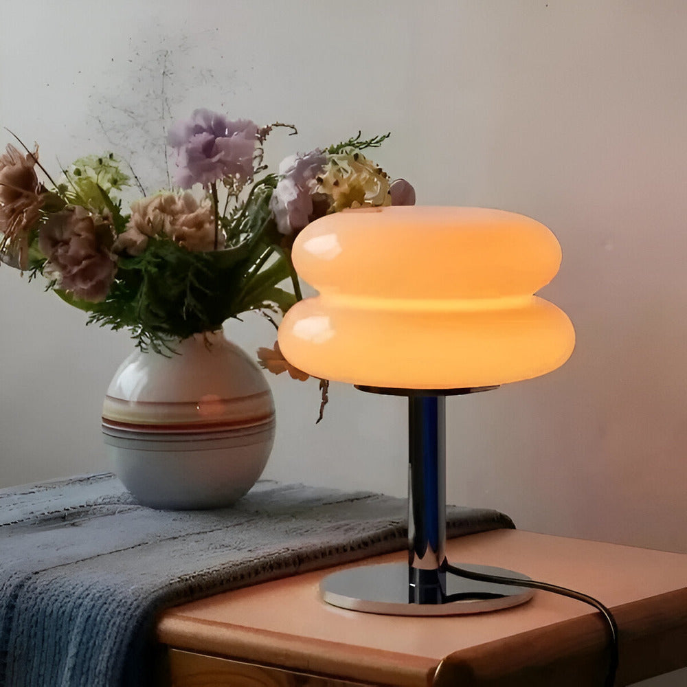 Elegancka Szklana Lampa Stołowa - Ciepłe Odcienie dla Przytulnego Wnętrza 0