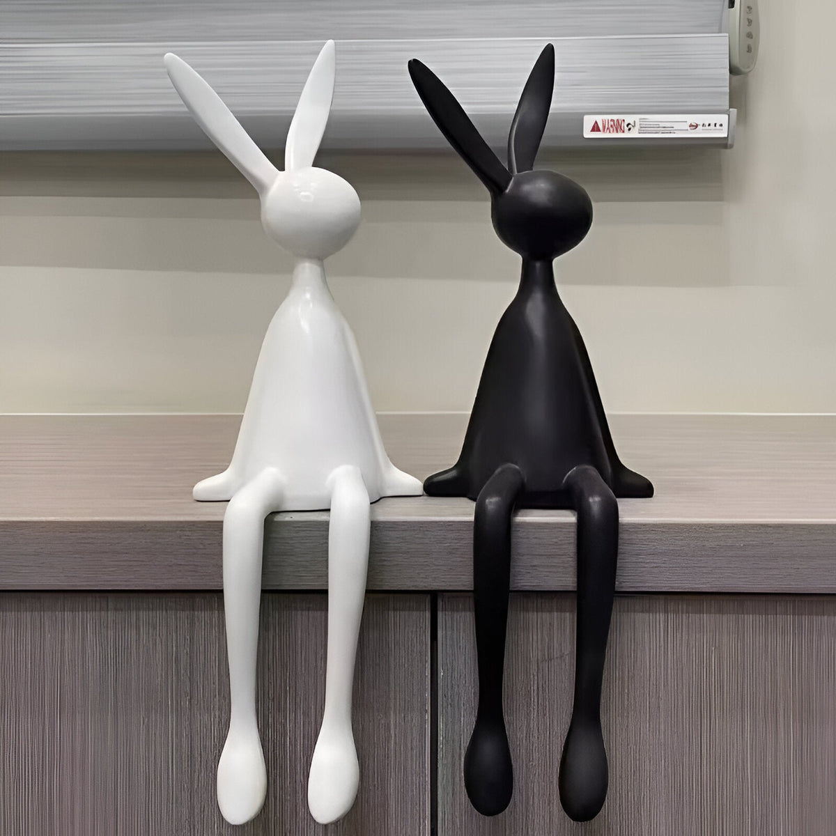 Figurka królika z żywicy 18 lub 50 cm – siedzący zając, dekoracja do salonu, 3 kolory
