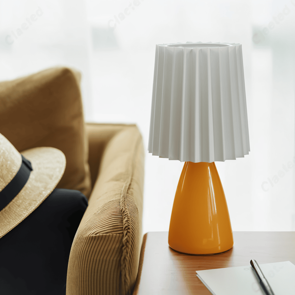 Lampa stołowa ConePleated - Lampa biurkowa LED ceramiczna Milkshake 1