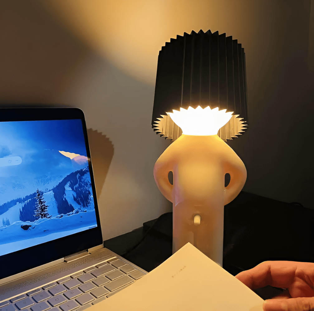 Lil'Lad Lampa Stołowa | Kreatywny Design LED, Idealna do Salonów i Sypialni 1