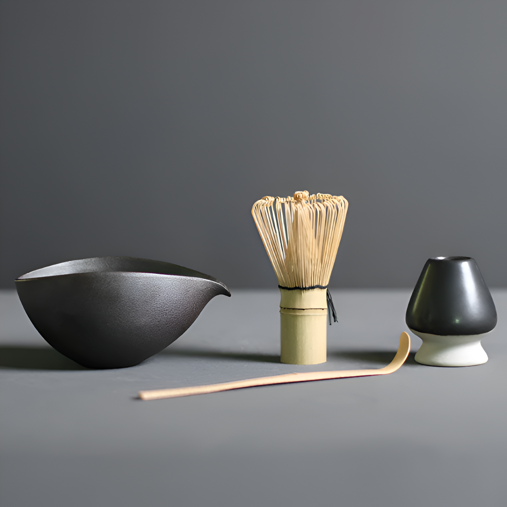 Zestaw do matchy 4-elementowy – ceramiczna czarka, bambusowy chasen i miarka, 5 kolorów
