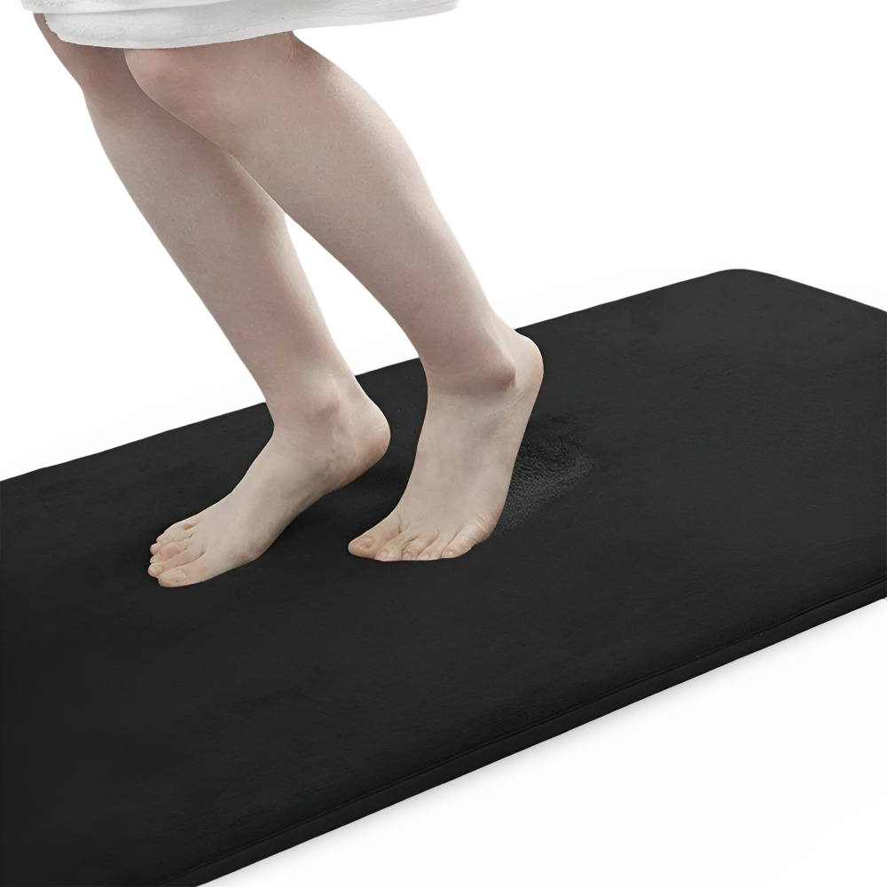 Czarny gładki dywanik łazienkowy