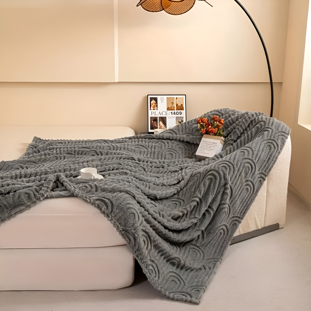 Koc pluszowy tłoczony w łuki – dwustronny koc z sherpą, narzuta na kanapę 100x150–200x230