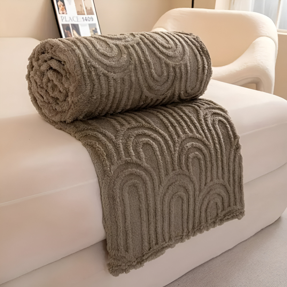 Koc pluszowy tłoczony w łuki – dwustronny koc z sherpą, narzuta na kanapę 100x150–200x230