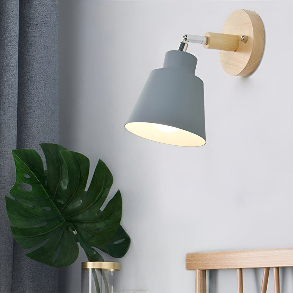 SwivelShine – lampa ścienna z mocowaniem na żelazie i włącznikiem kablowym 2