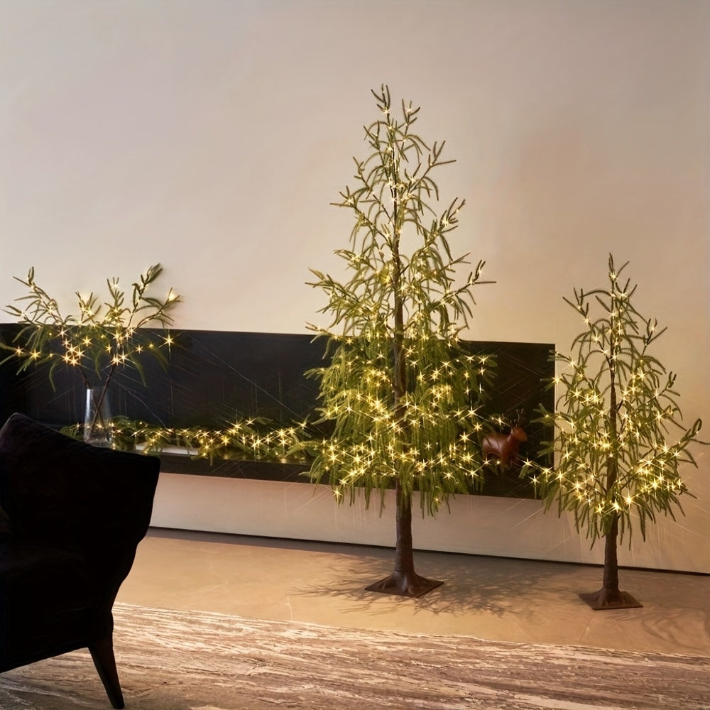 Dwa drzewka LED ze światełkami przed łańcuchem świetlnym na ścianie