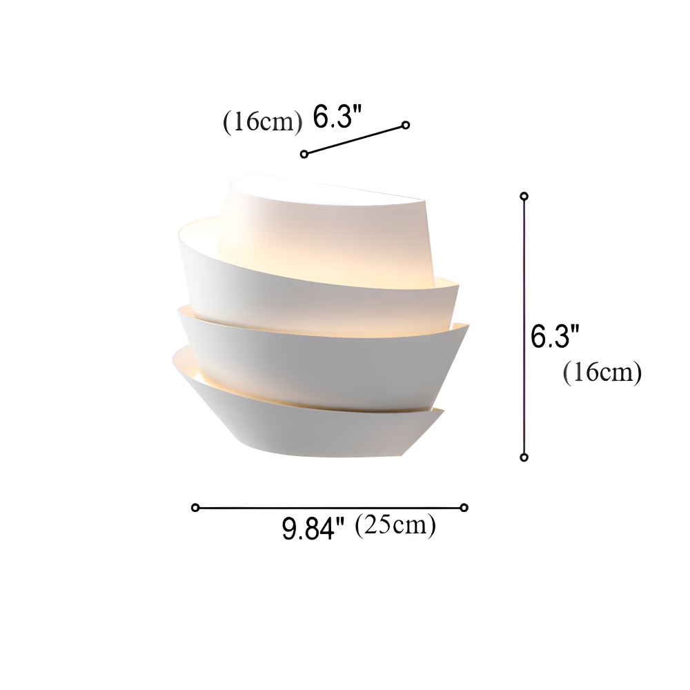 Wymiary kinkietu ściennego: szerokość 25 cm, wysokość 16 cm, głębokość 16 cm