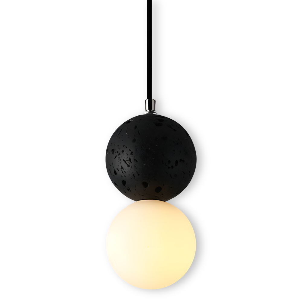 Lampa wisząca w kolorze czarnym z matową kulą i mlecznym kloszem