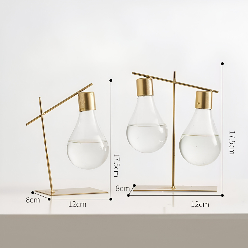 Wymiary wazonu na kwiaty: wysokość 17,5 cm, szerokość 12 cm, podstawa 8 cm