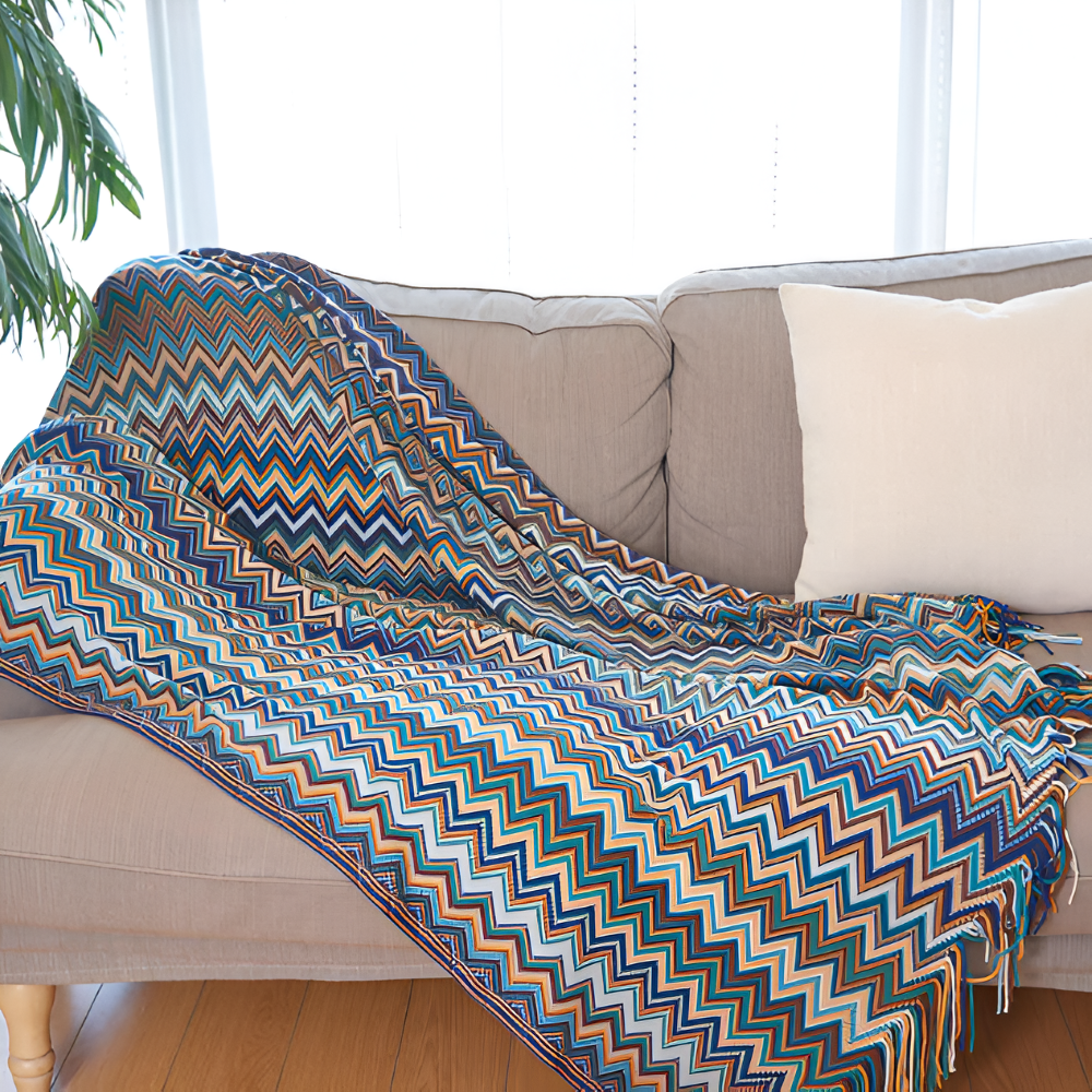 Koc akrylowy z frędzlami 130x170 lub 130x230 cm – dziergany koc boho w zygzak, 3 kolory