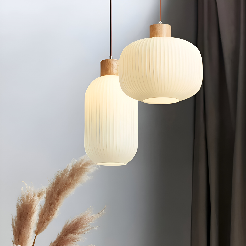 Lampa wisząca japandi z ryflowanego szkła – mleczny klosz z drewnem, 20 lub 30 cm