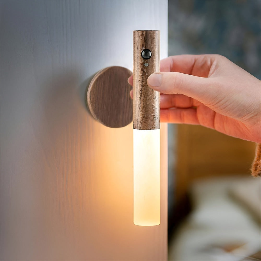 EcoTorch WallLight – lampa ścienna z magnetycznym czujnikiem ruchu 0