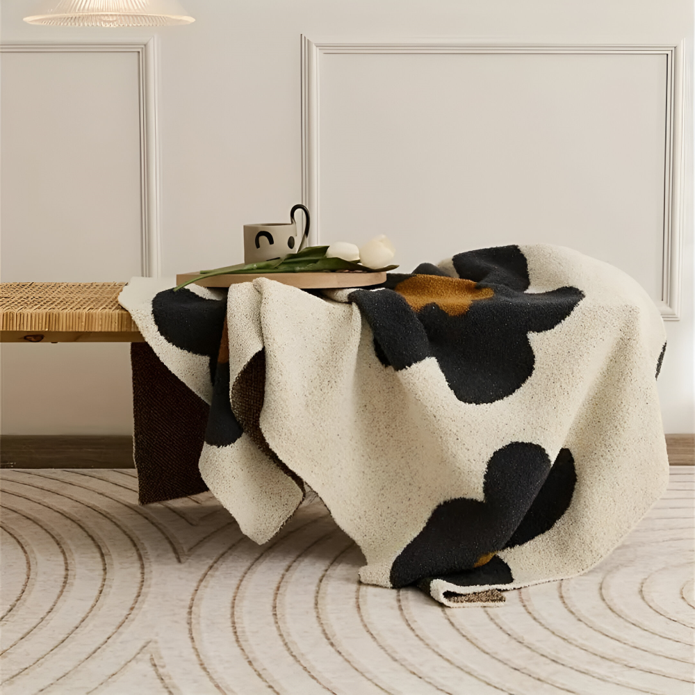 Koc w kwiaty dwustronny – dziergany pled 120x150 cm na fotel, kanapę i łóżko