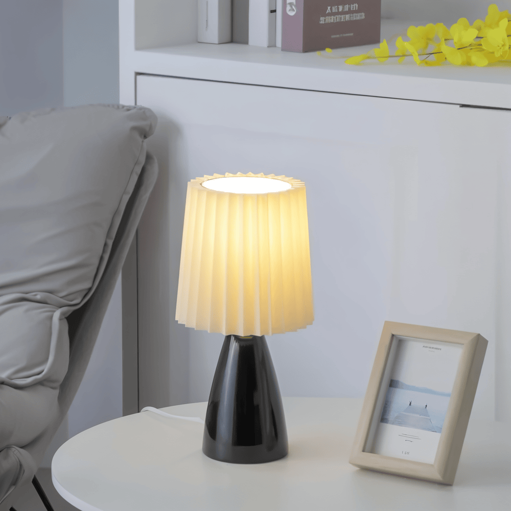 Lampa stołowa ConePleated - Lampa biurkowa LED ceramiczna Milkshake 6