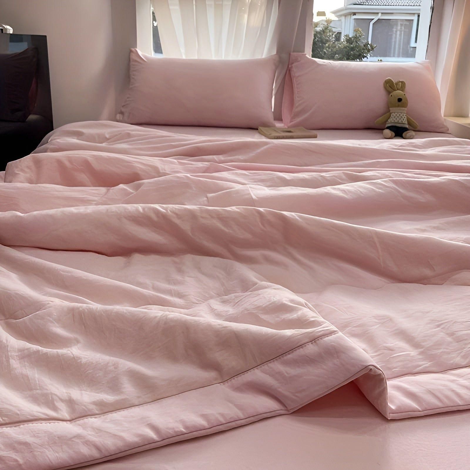 Lekkie Oddychające Koc 150x200 cm – Miękki Poliester na Ciepłe Noce do Sypialni 0