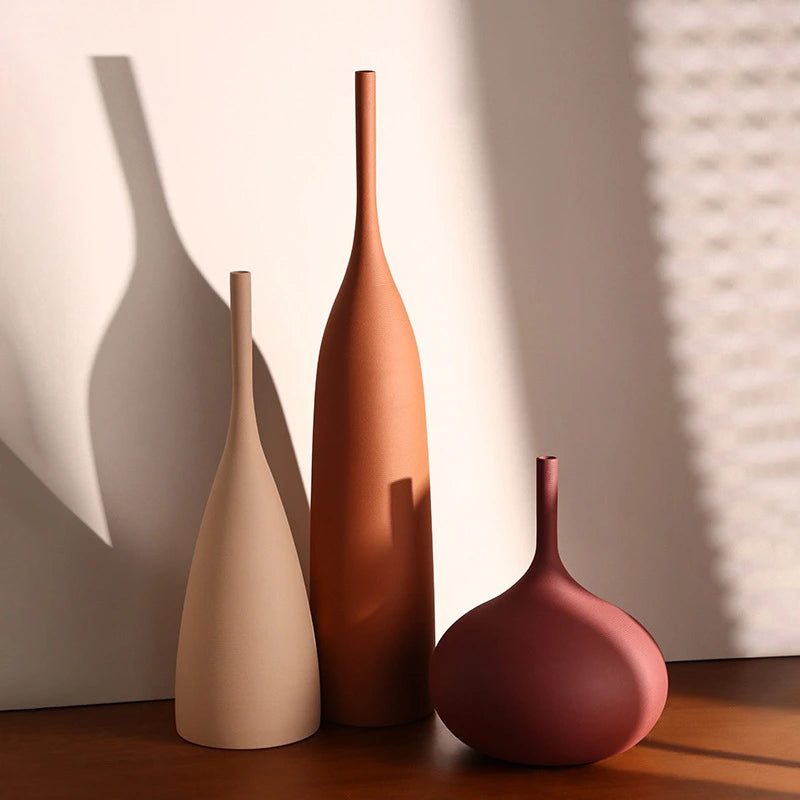 Morandi Style Ceramic Vase - Elegant White Porcelain for Stylish Interiors 3