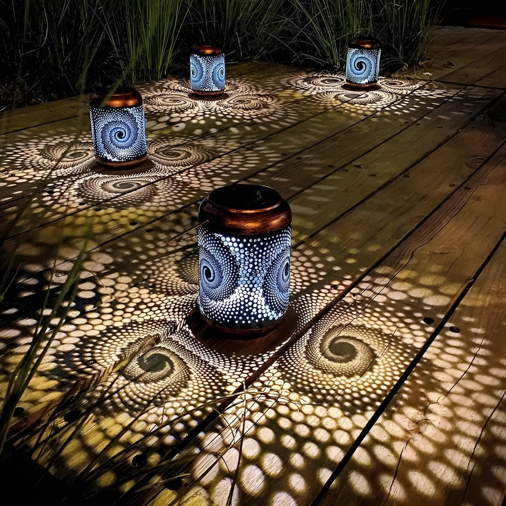 Nowoczesna Żelazna Lampa Ogrodowa - Spiralny Wzór, Oświetlenie Słoneczne do Ogrodu 0