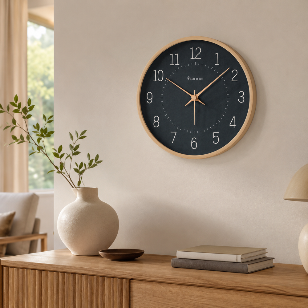 Nowoczesny zegar ścienny z drewna – Ø 30 cm – Cichy i bezgłośny mechanizm – Skandynawski design – Naturalne drewno 3