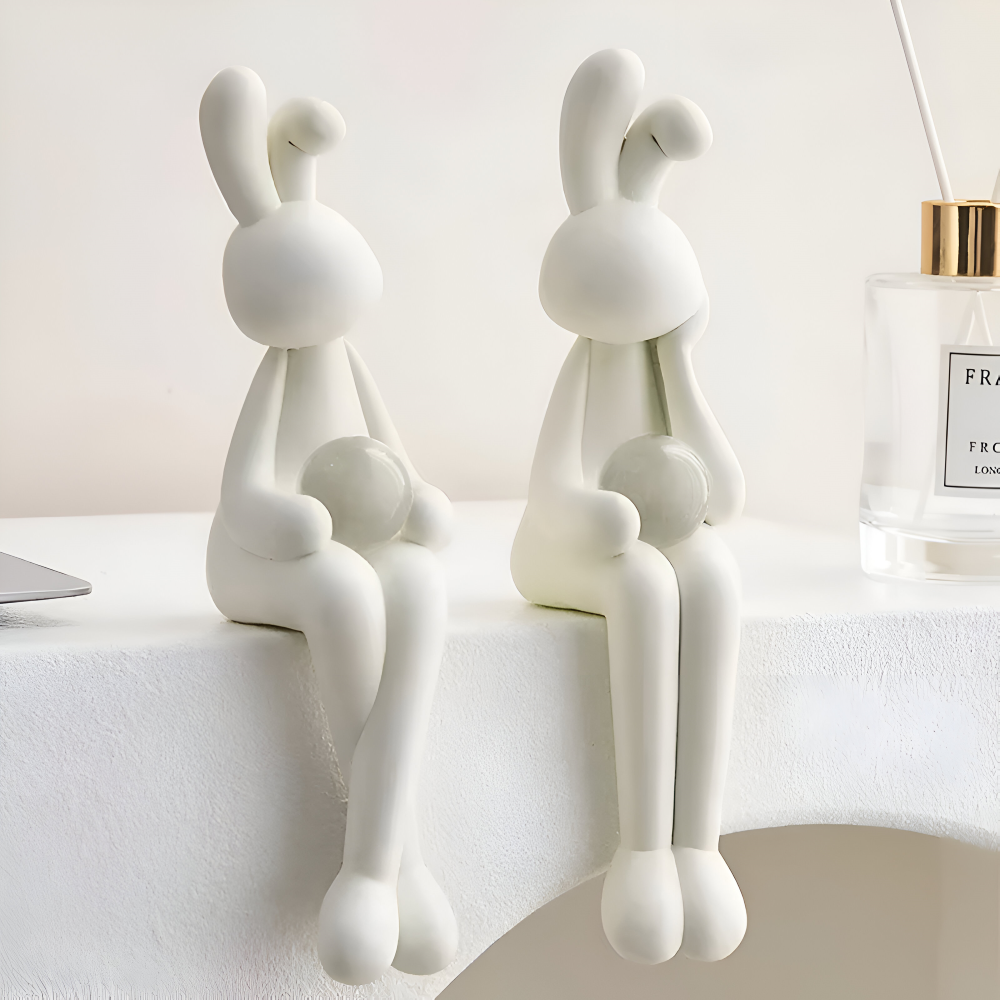 Zajączek wielkanocny figurka z kulą 19 do 22 cm – biała dekoracja z żywicy, 3 wzory