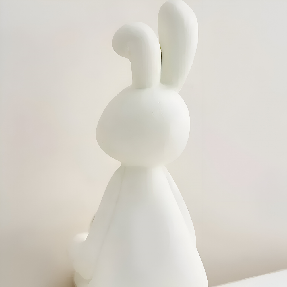 Zajączek wielkanocny figurka z kulą 19 do 22 cm – biała dekoracja z żywicy, 3 wzory