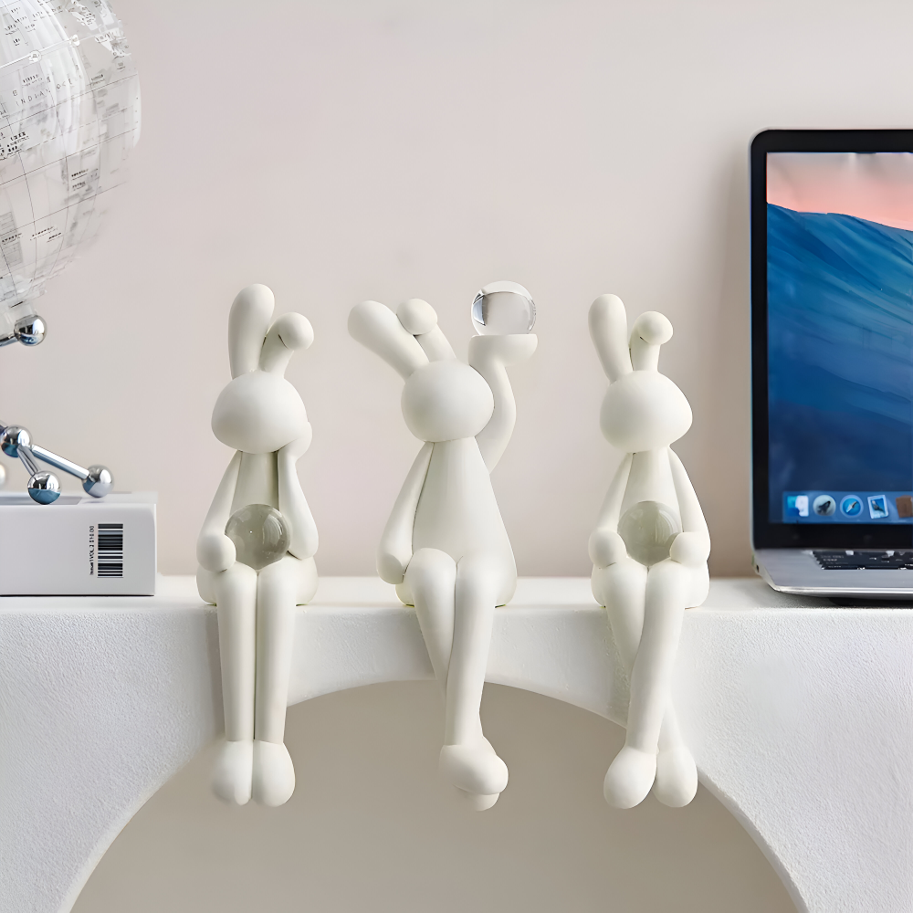Zajączek wielkanocny figurka z kulą 19 do 22 cm – biała dekoracja z żywicy, 3 wzory