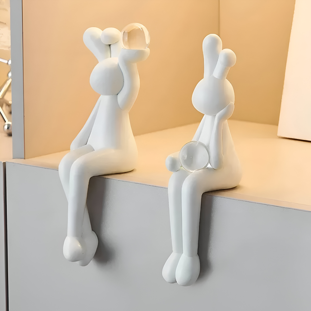 Zajączek wielkanocny figurka z kulą 19 do 22 cm – biała dekoracja z żywicy, 3 wzory